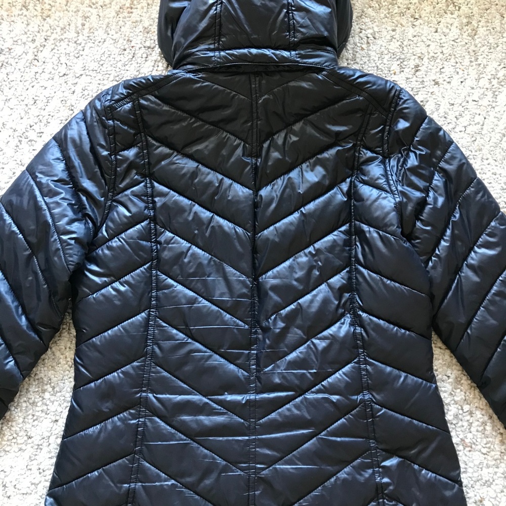 Woman's Tek Gear Puff Jacket - Picture 3 of 7